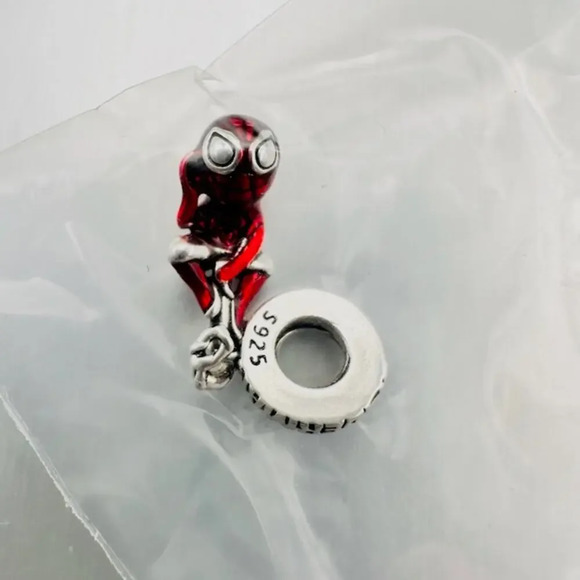 NEW Marvel Hanging Spider-Man Dangle Charm 925 Sterling Silver - Picture 4 of 5